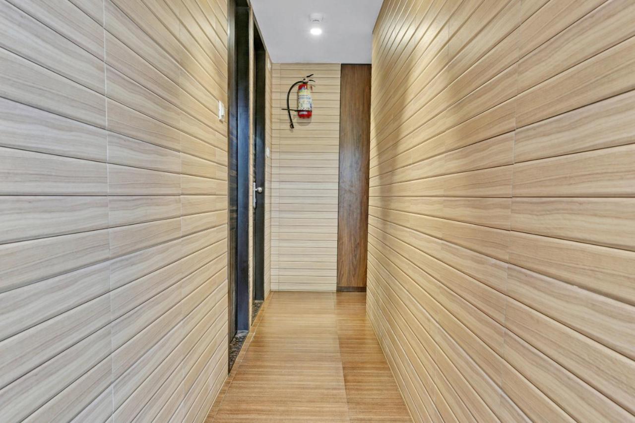 Oyo Flagship 83475 Hotel Starlight Hotel